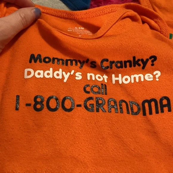 BUNDLE of 3 Onesies - Picture 10 of 16